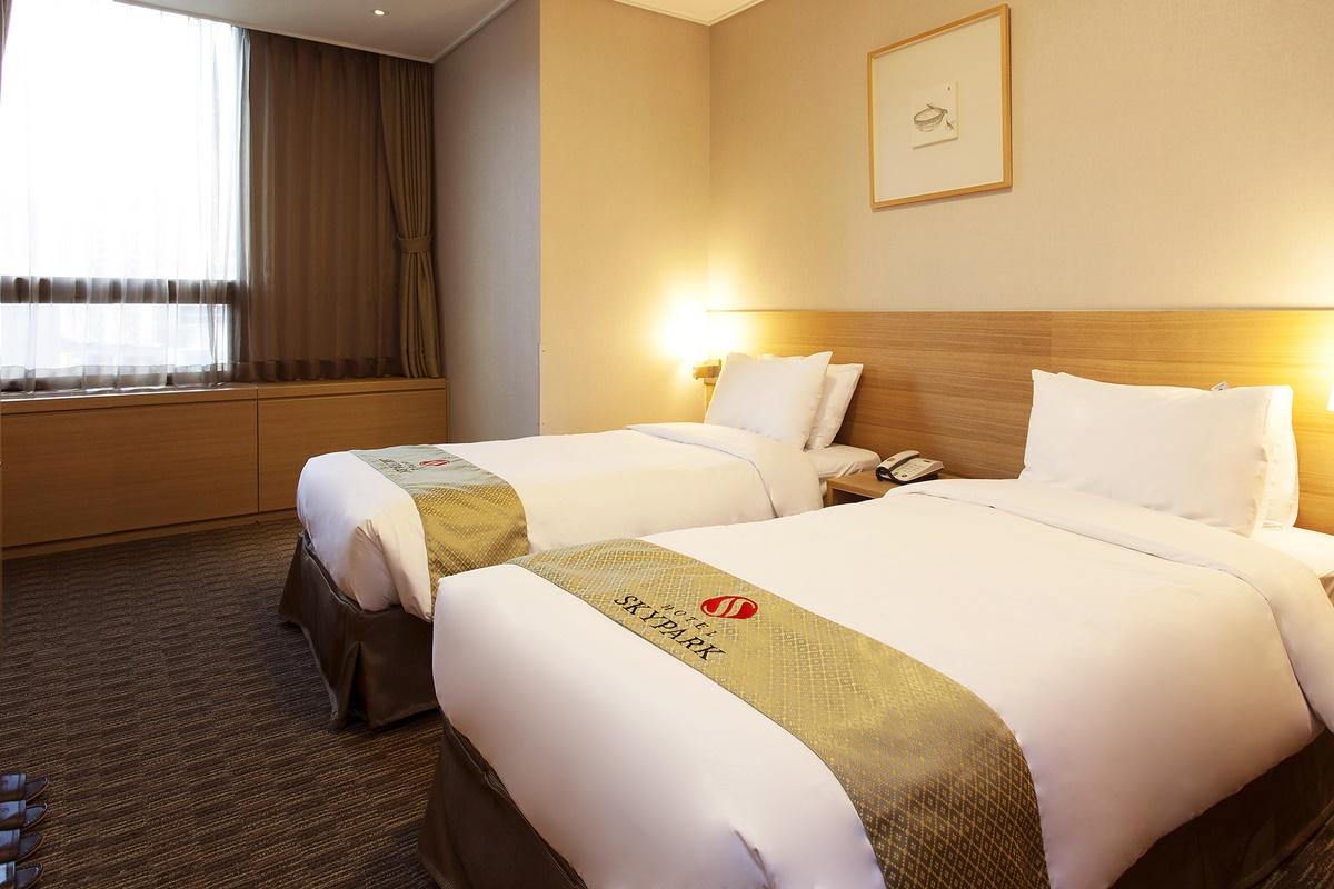 Skypark Myeongdong Hotel 4*